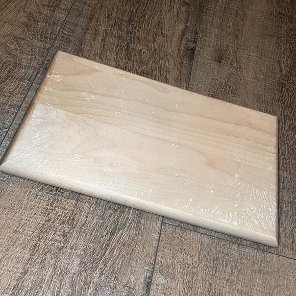 Woodchuck USA Luxury Wood Serving Cheese Cutting Board Tray - Picture 7 of 8